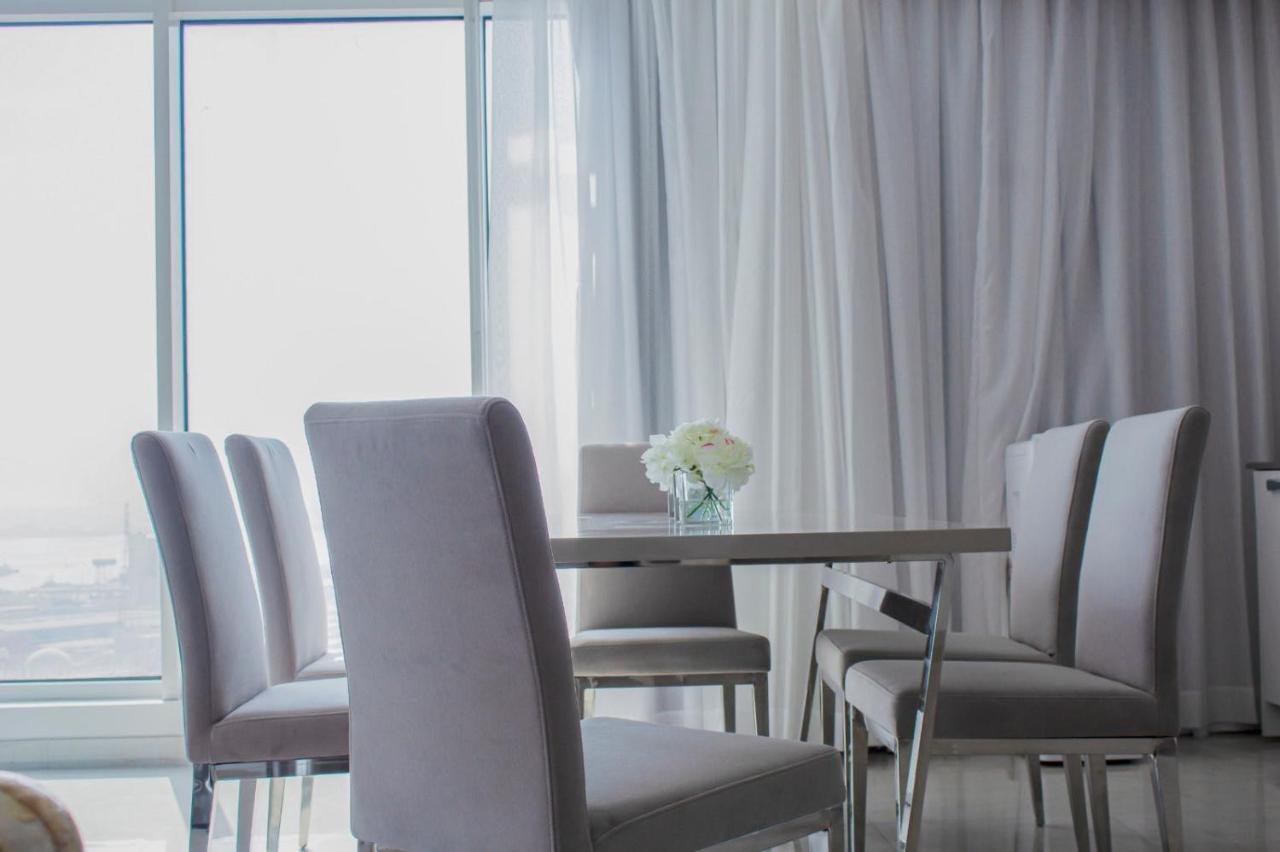 The Lodge Suites Al Manamah Esterno foto