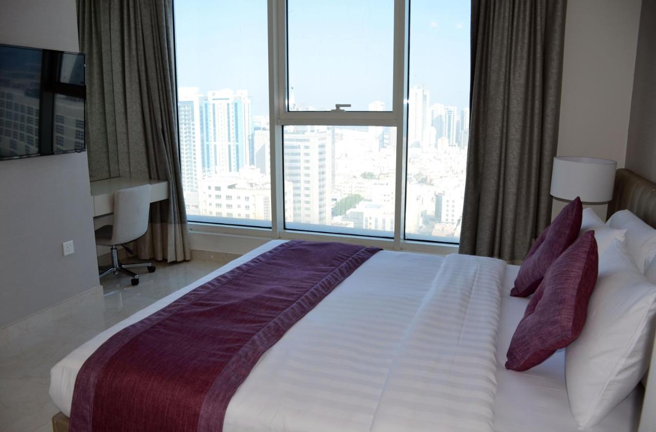 The Lodge Suites Al Manamah Esterno foto